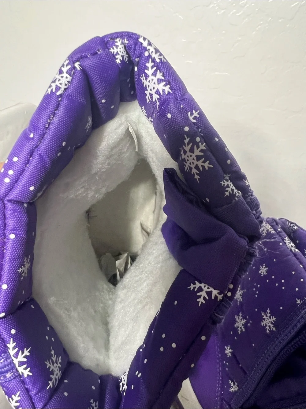 Kids Purple Snowflake Boots Insulated Waterproof Style Zip Up Toddler Size 27